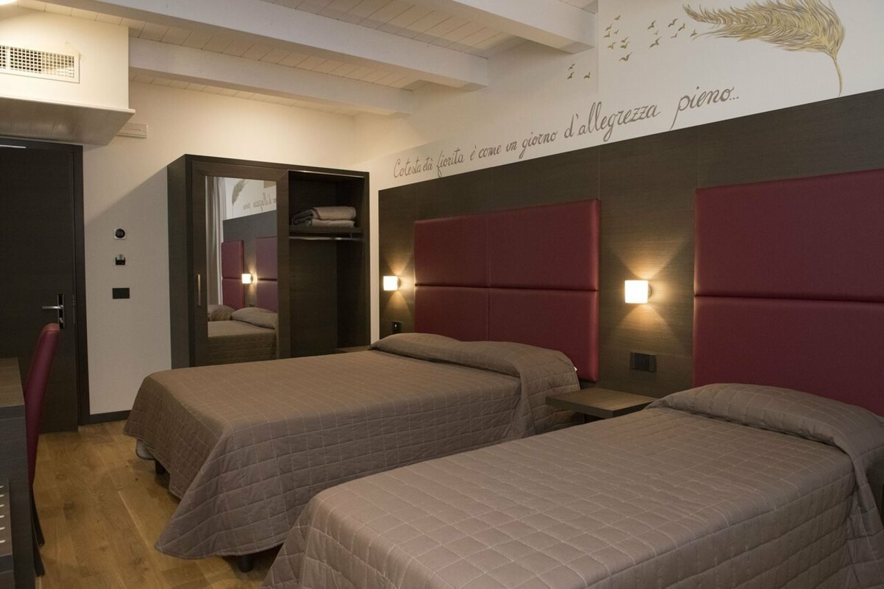 Фото Albergo Ristorante Pizzeria Tonino