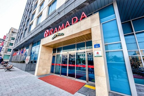 Гостиница Ramada Jeju City Hall
