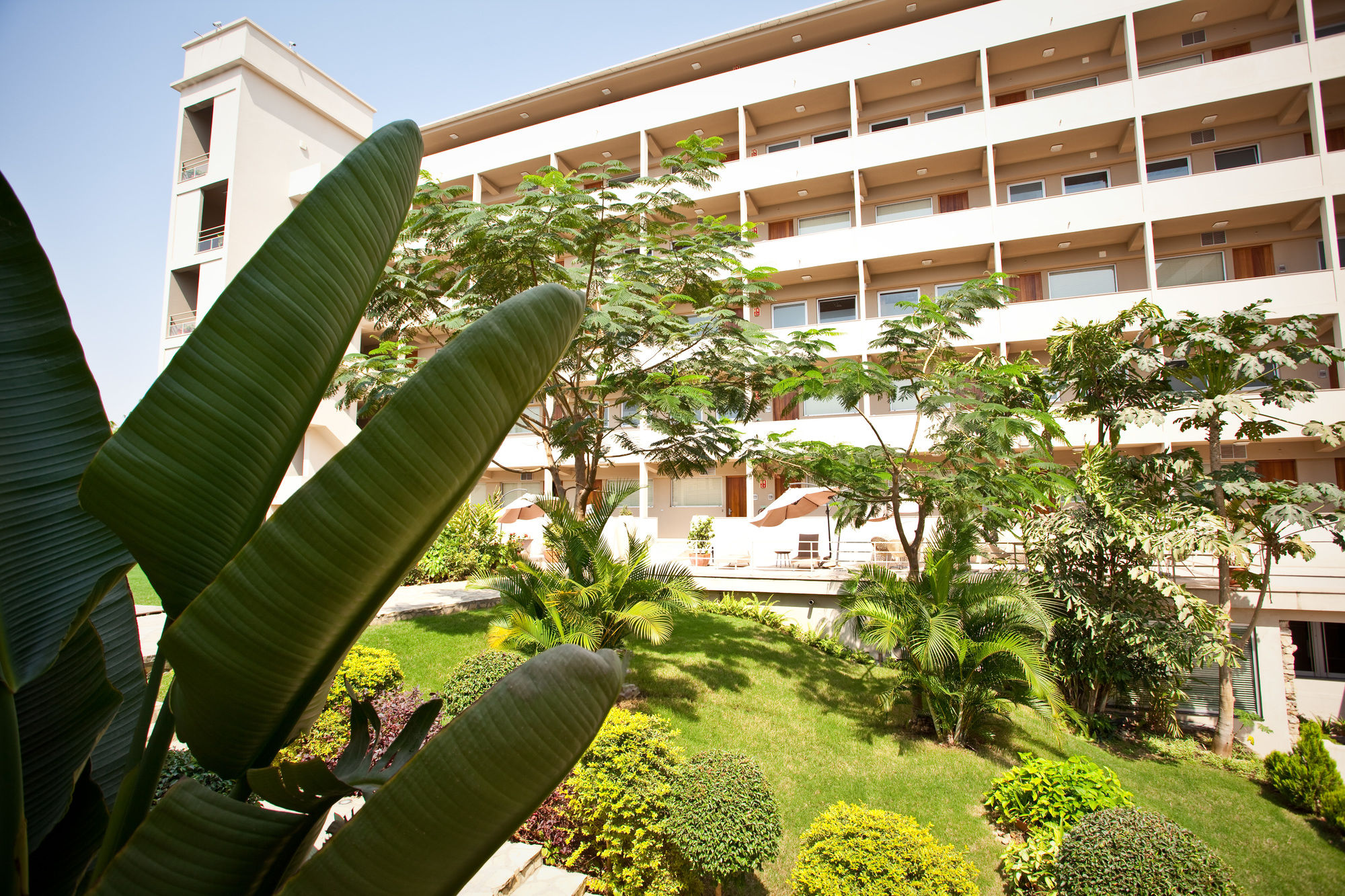 Фото Aparthotel Mil Cidades