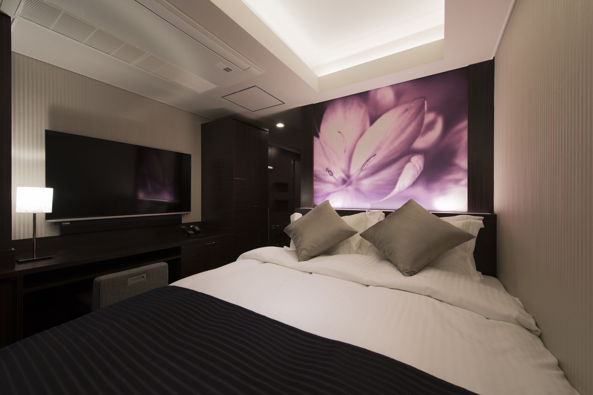 Фото MeguroHolic Hotel