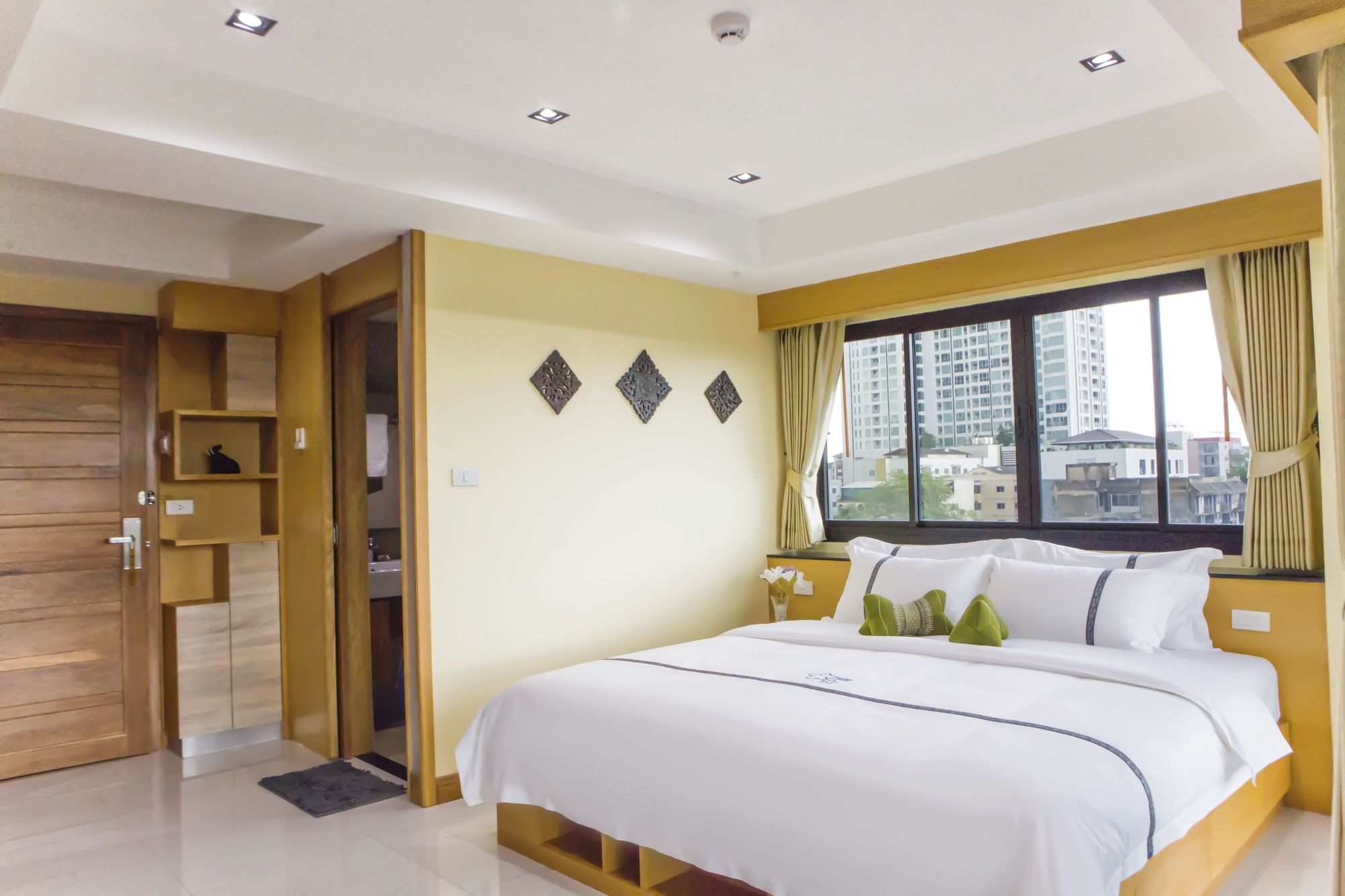 Фото Sillemon Garden Hotel