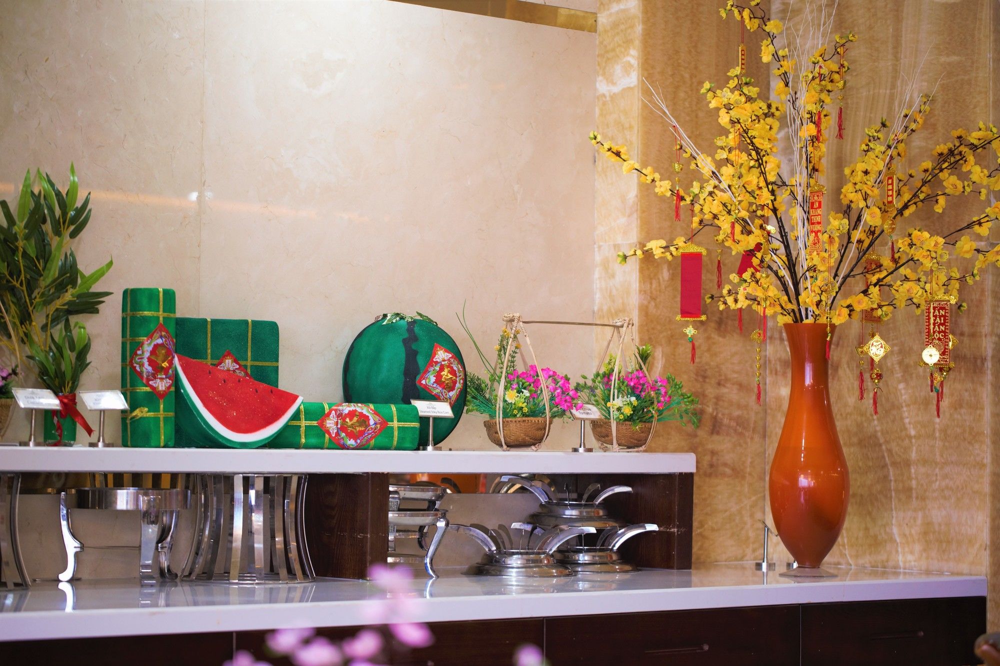 Фото Luxtery Hotel