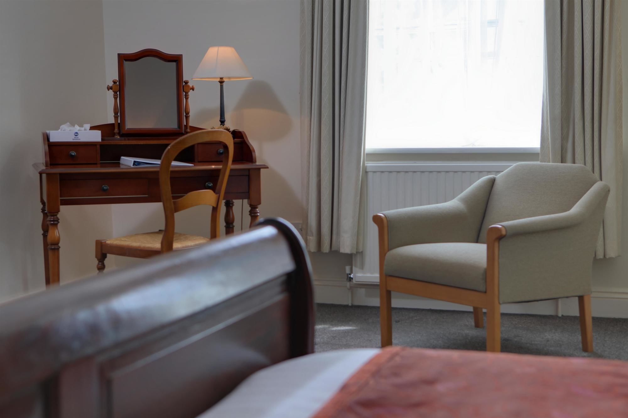 Фото The Gatehouse Hotel