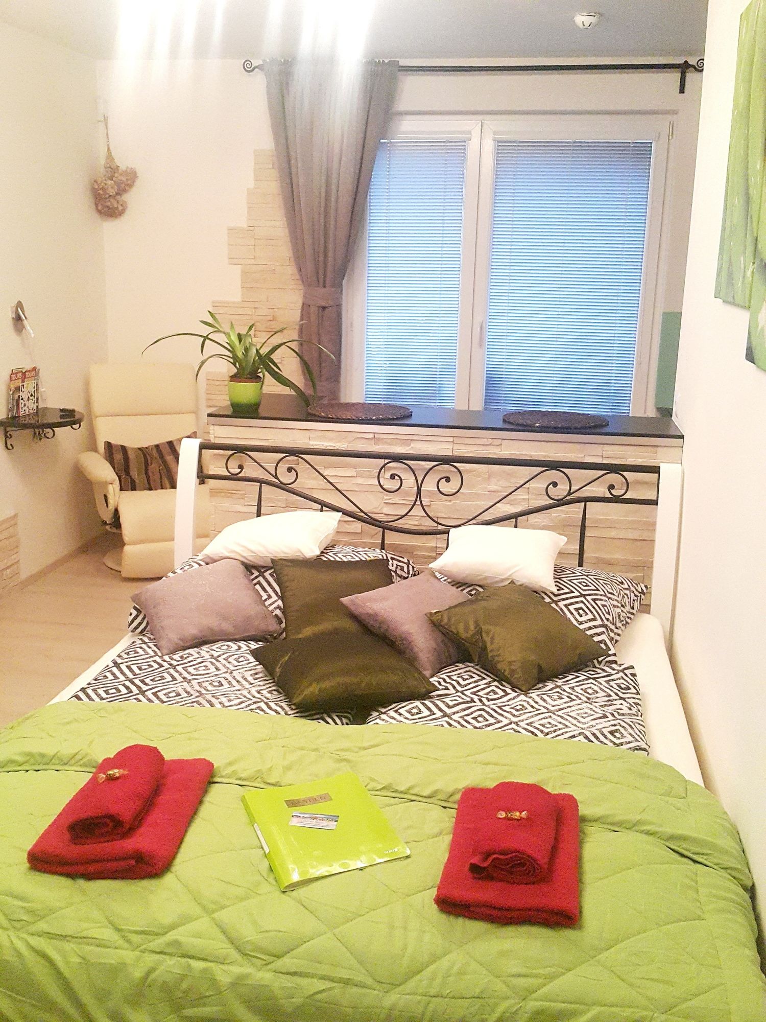 Фото Bastien Studio near Airport