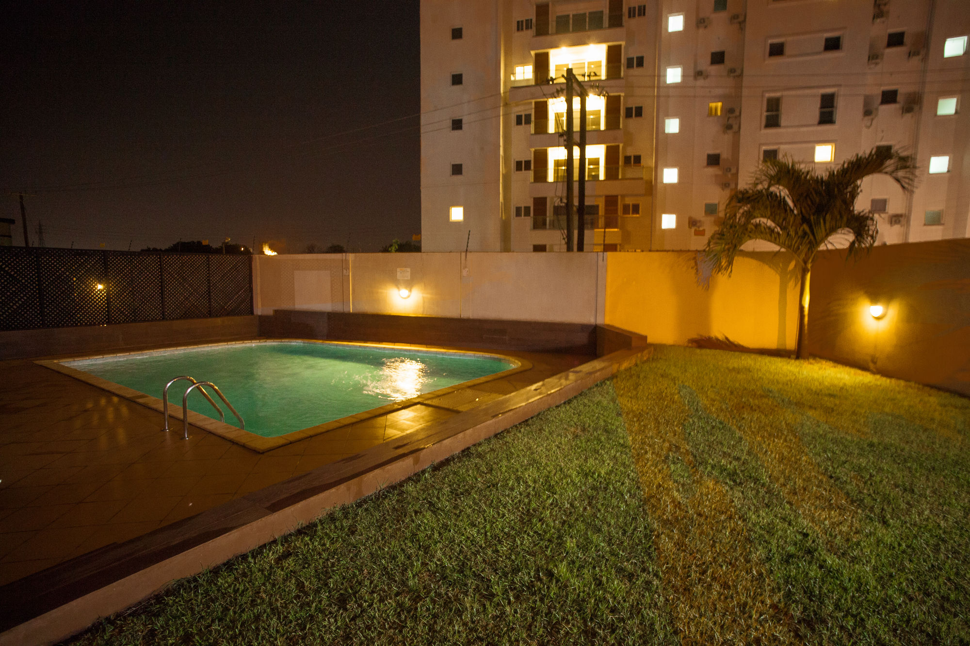 Фото Accra Luxury Apartments