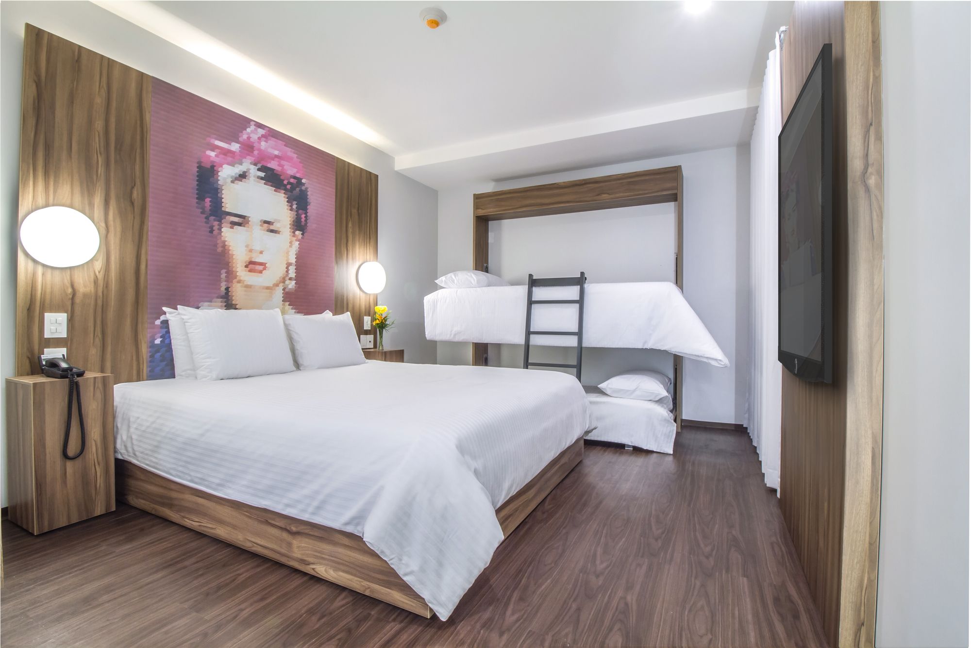 Фото Ikonik Hotel Puebla