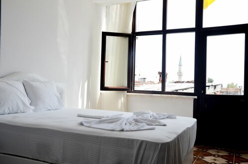 Гостиница Saraj Deluxe Hotel в Фатихе