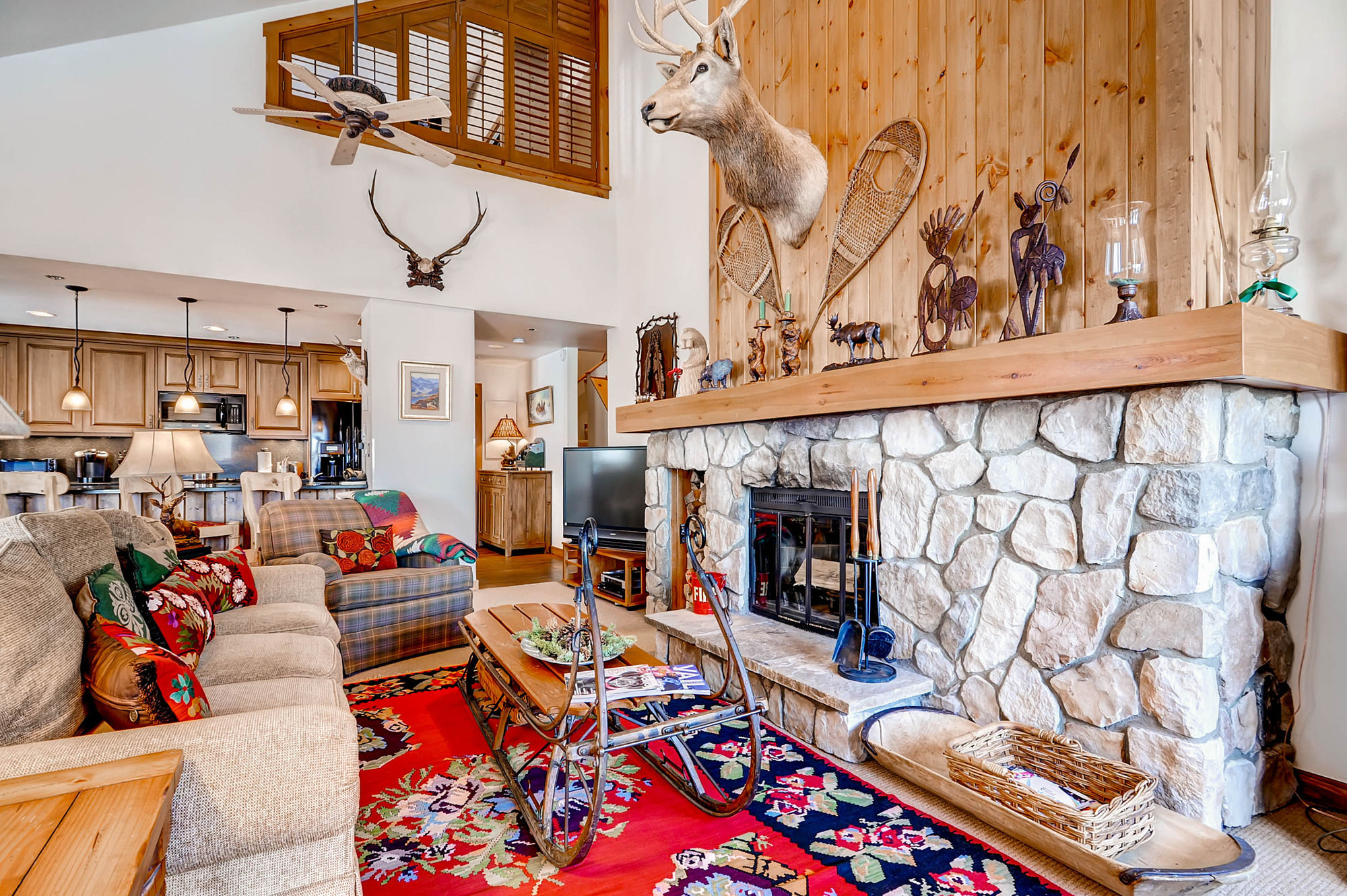 Фото Kiva Lodge by East West Hospitality