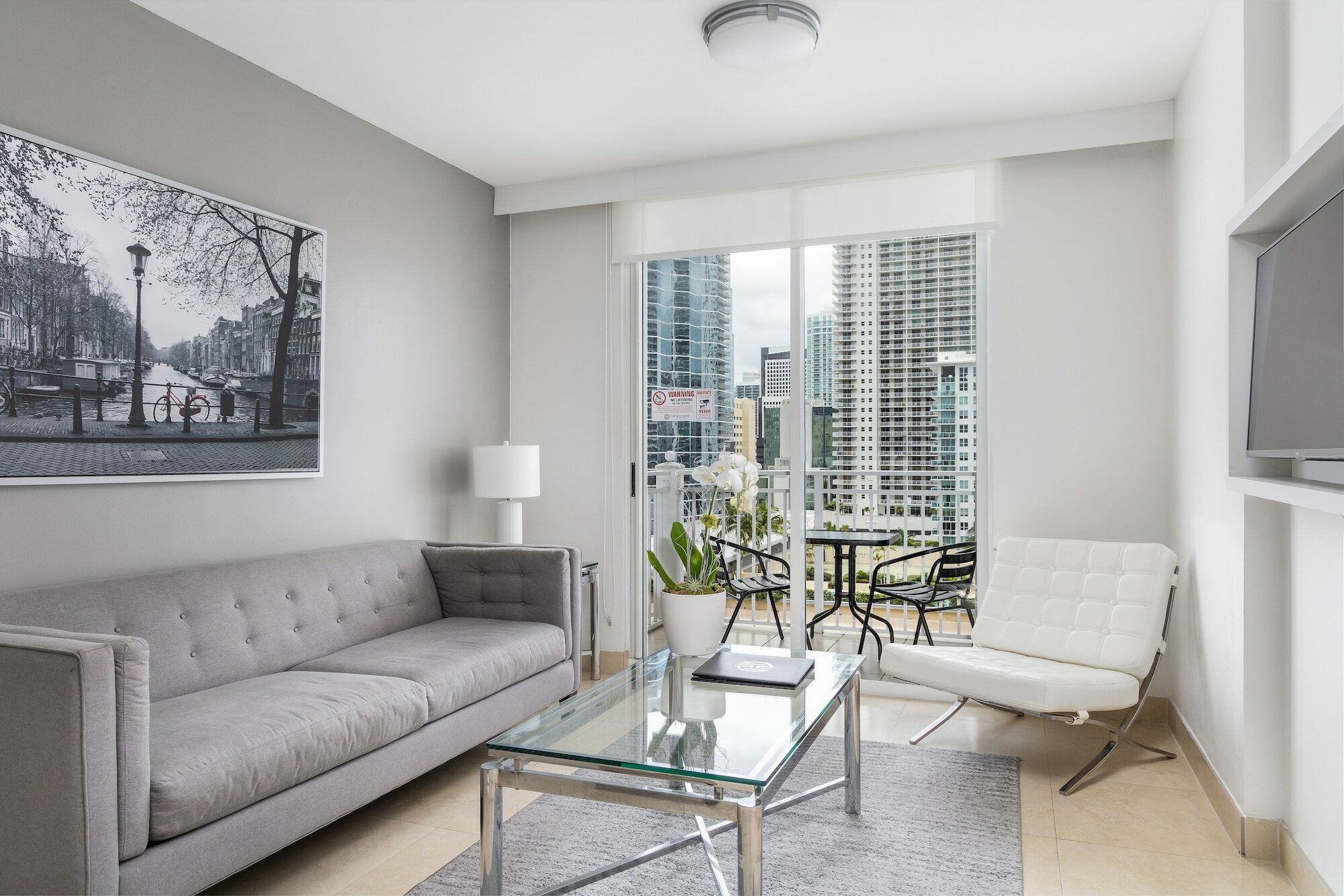 Фото Fortune House Hotel Suites