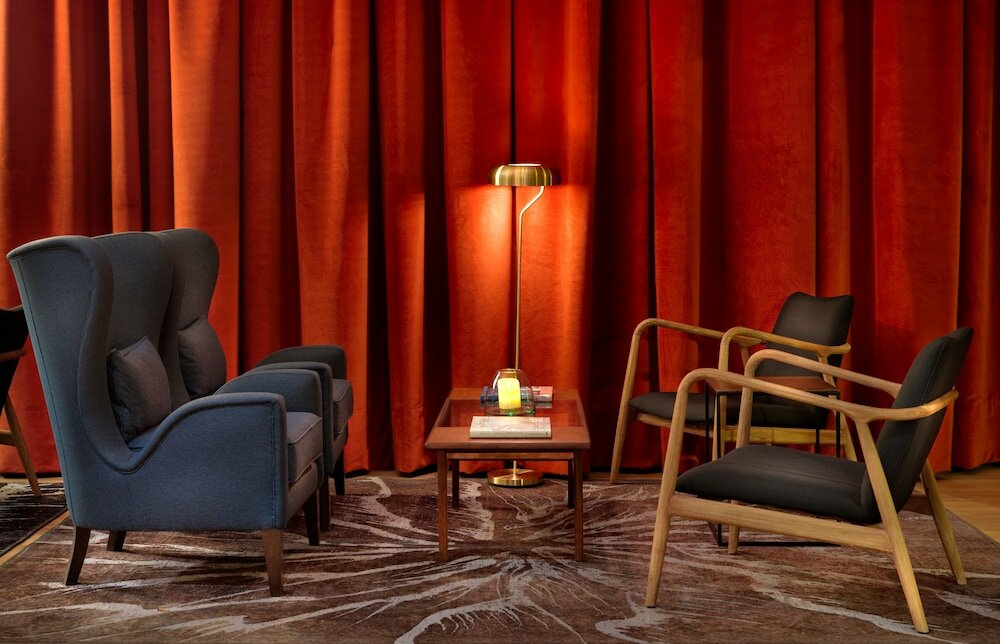 Фото H10 Puerta de Alcalá