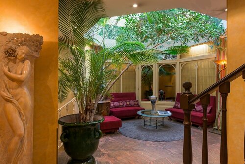 Внешний вид отеля Neuilly Park HotelHôtel du Guide Michelin в Нёйи-сюр-Сене, фото 3