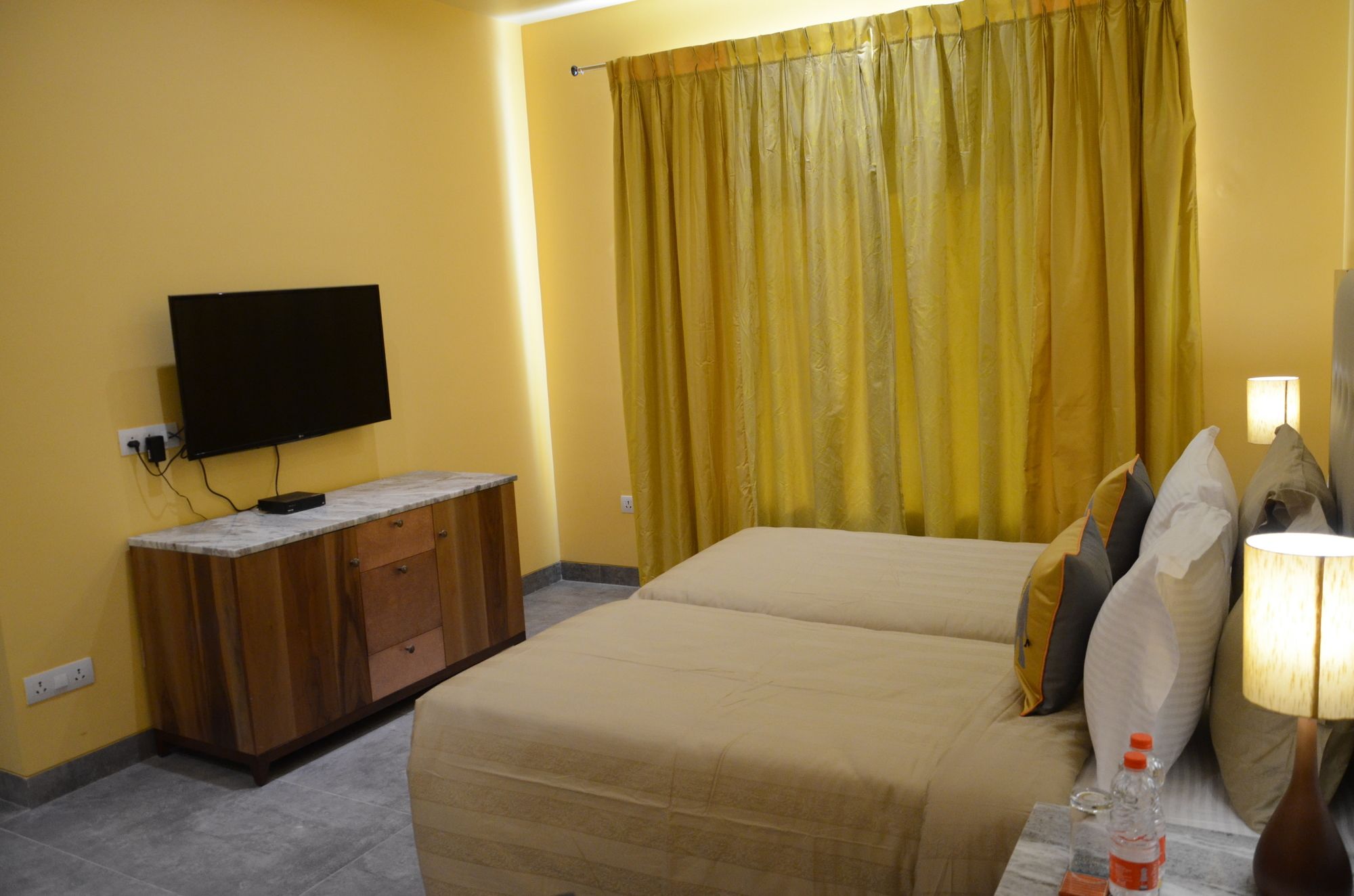 Фото JuSTa Sajjangarh Resort & SPA