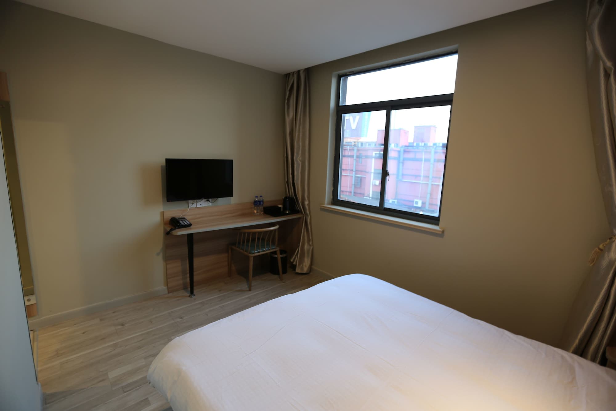 Фото Shanghai xiannuo luxury hotel