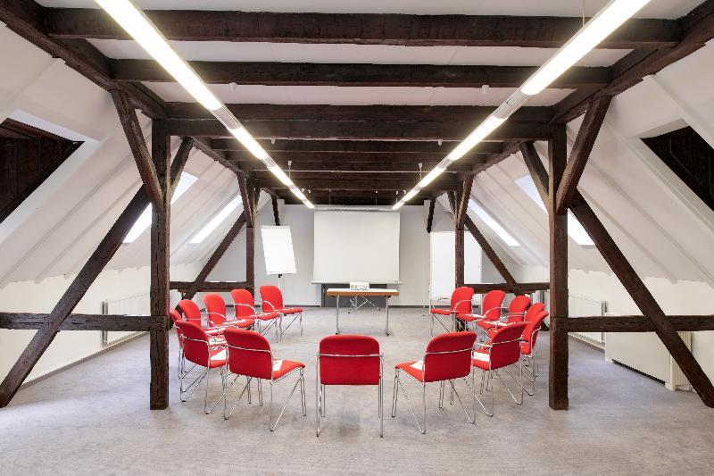 Фото Hotel Schloss Eckberg