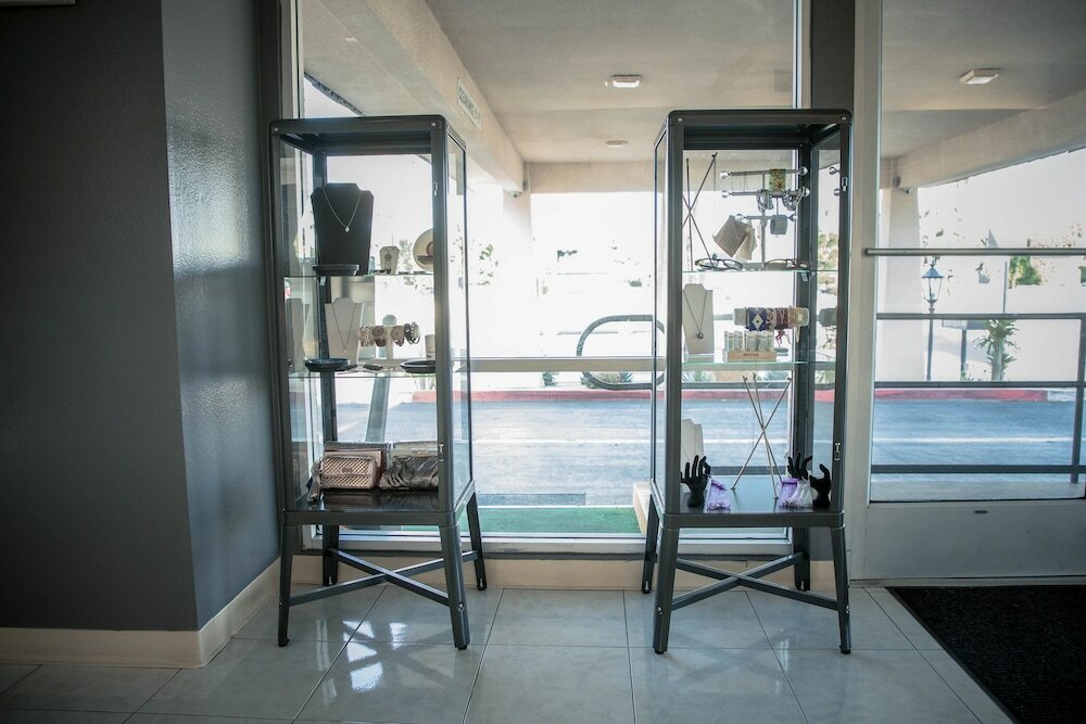 Фото Vagabond Motor Hotel