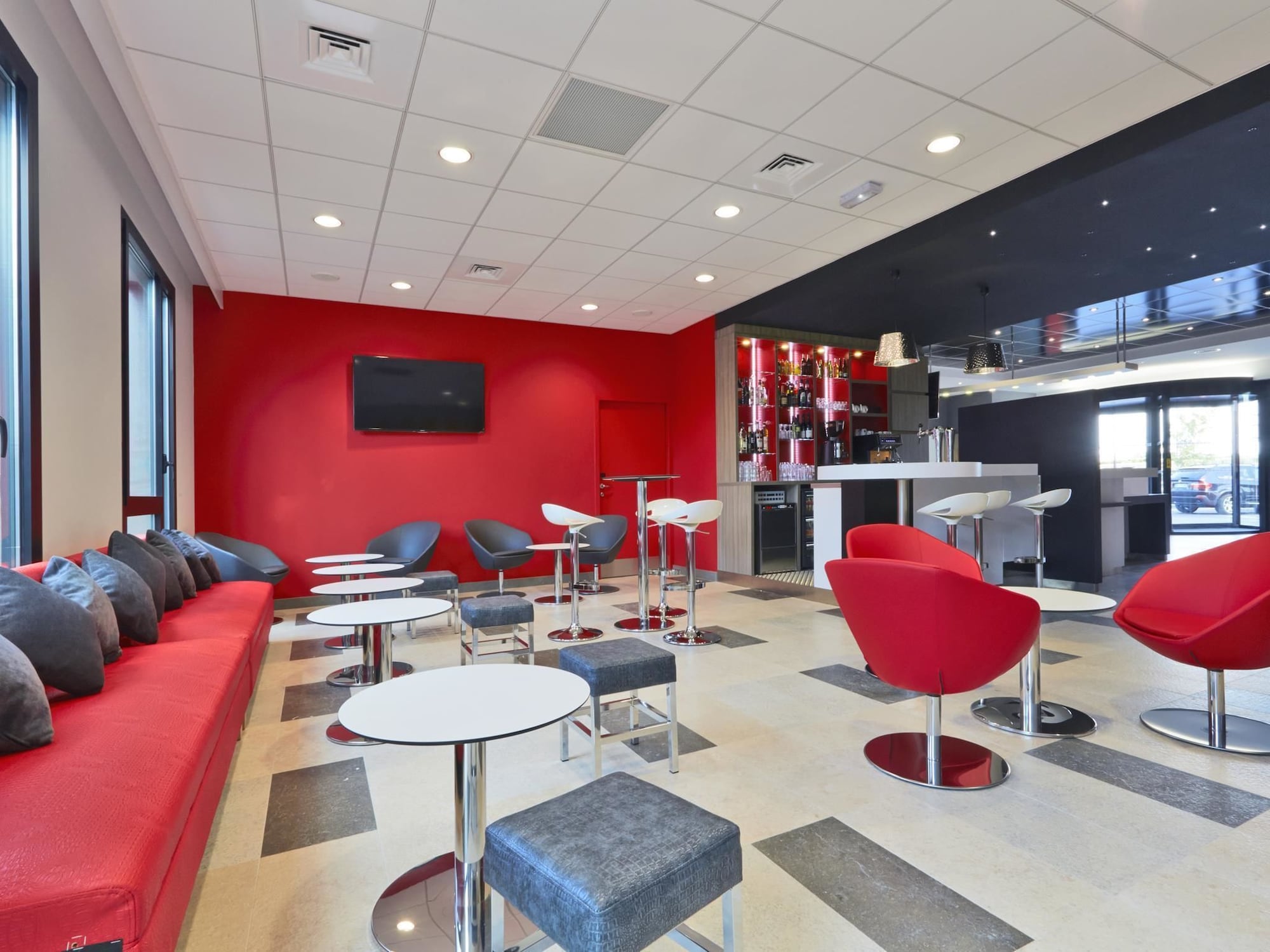 Фото Première Classe Lyon Est - Saint-Priest Eurexpo