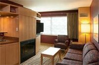 Фото Inn At The Forks