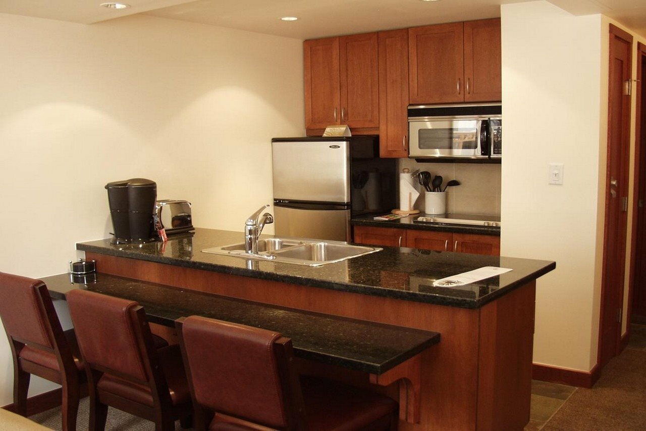 Фото Pan Pacific Whistler Village Centre