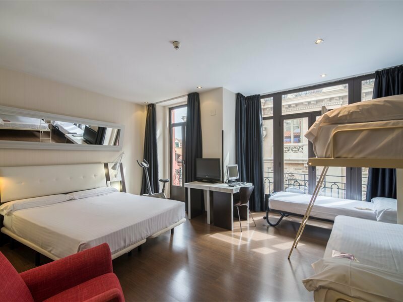Фото Petit Palace Chueca