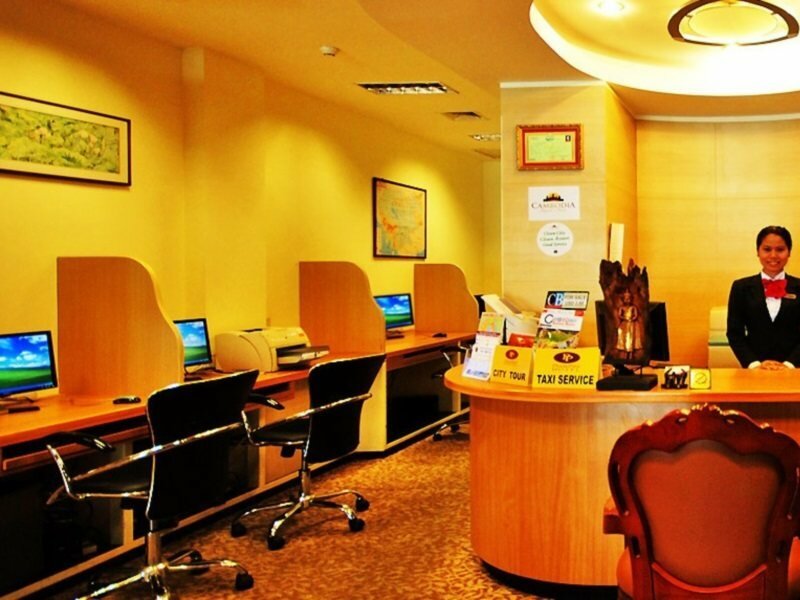 Фото Phnom Penh Hotel