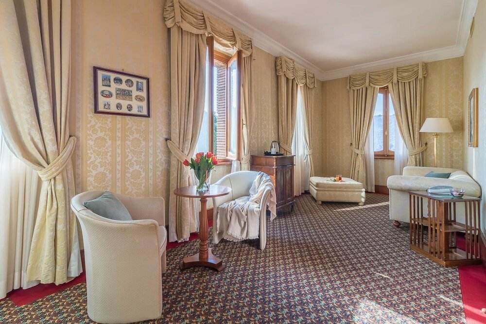 Фото Hotel Torre Sant Angelo