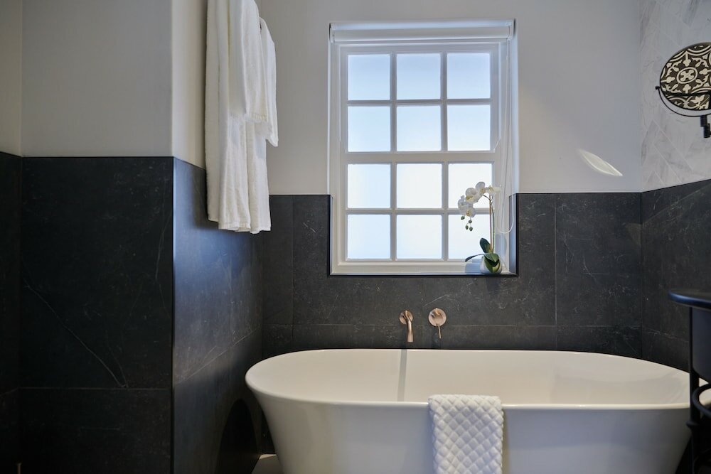 Фото The Winchester Hotel by Newmark