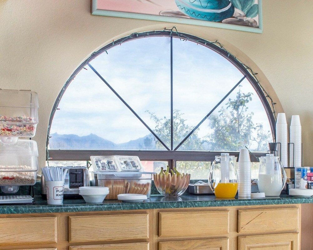 Фото Travelodge by Wyndham Kingman