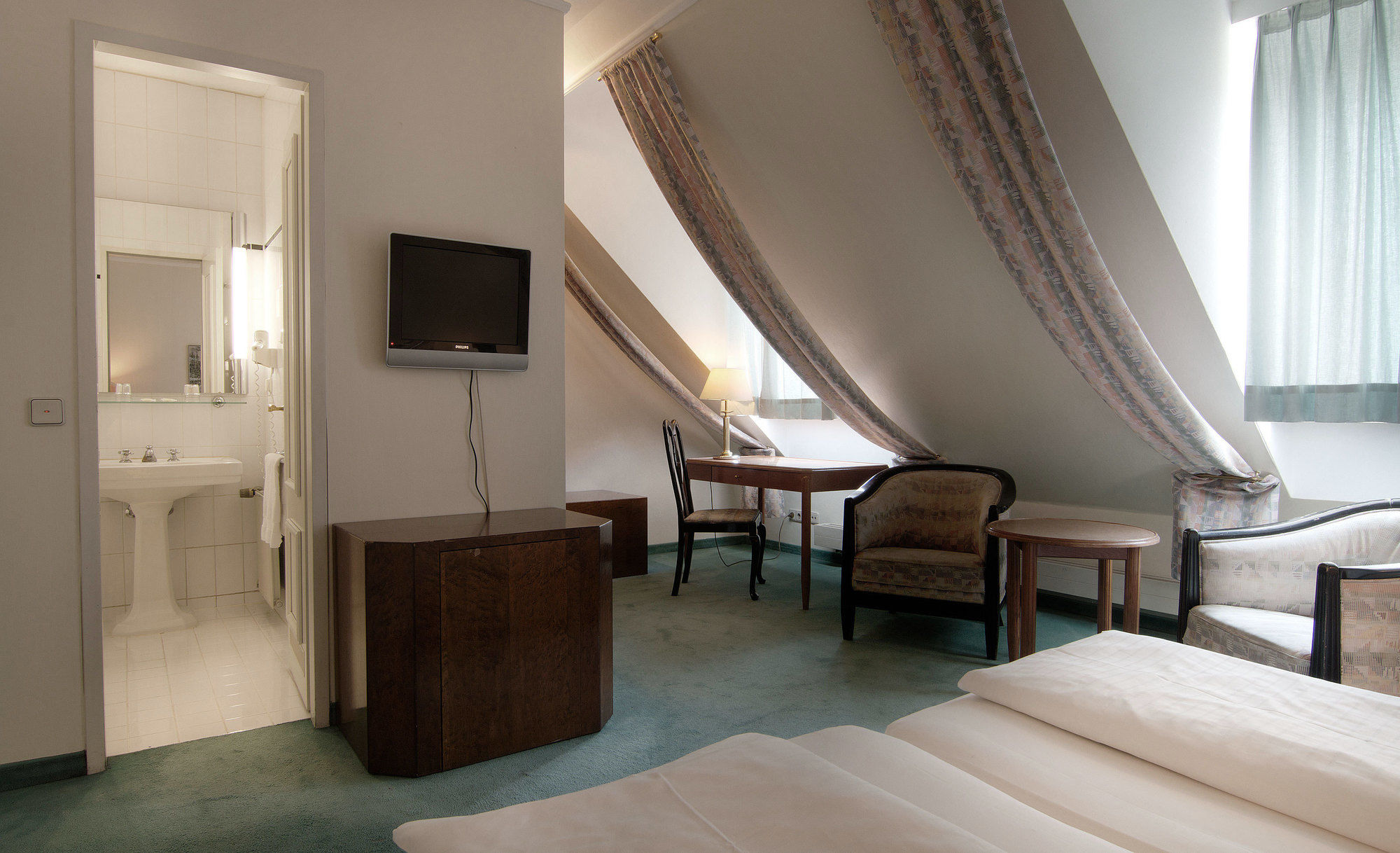 Фото Hotel Deutsches Theater