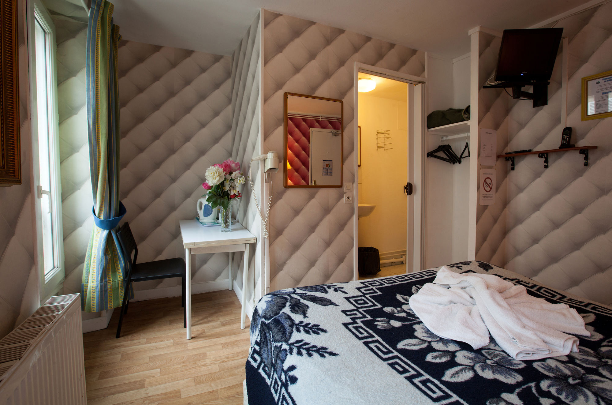 Фото Hotel Aviatic