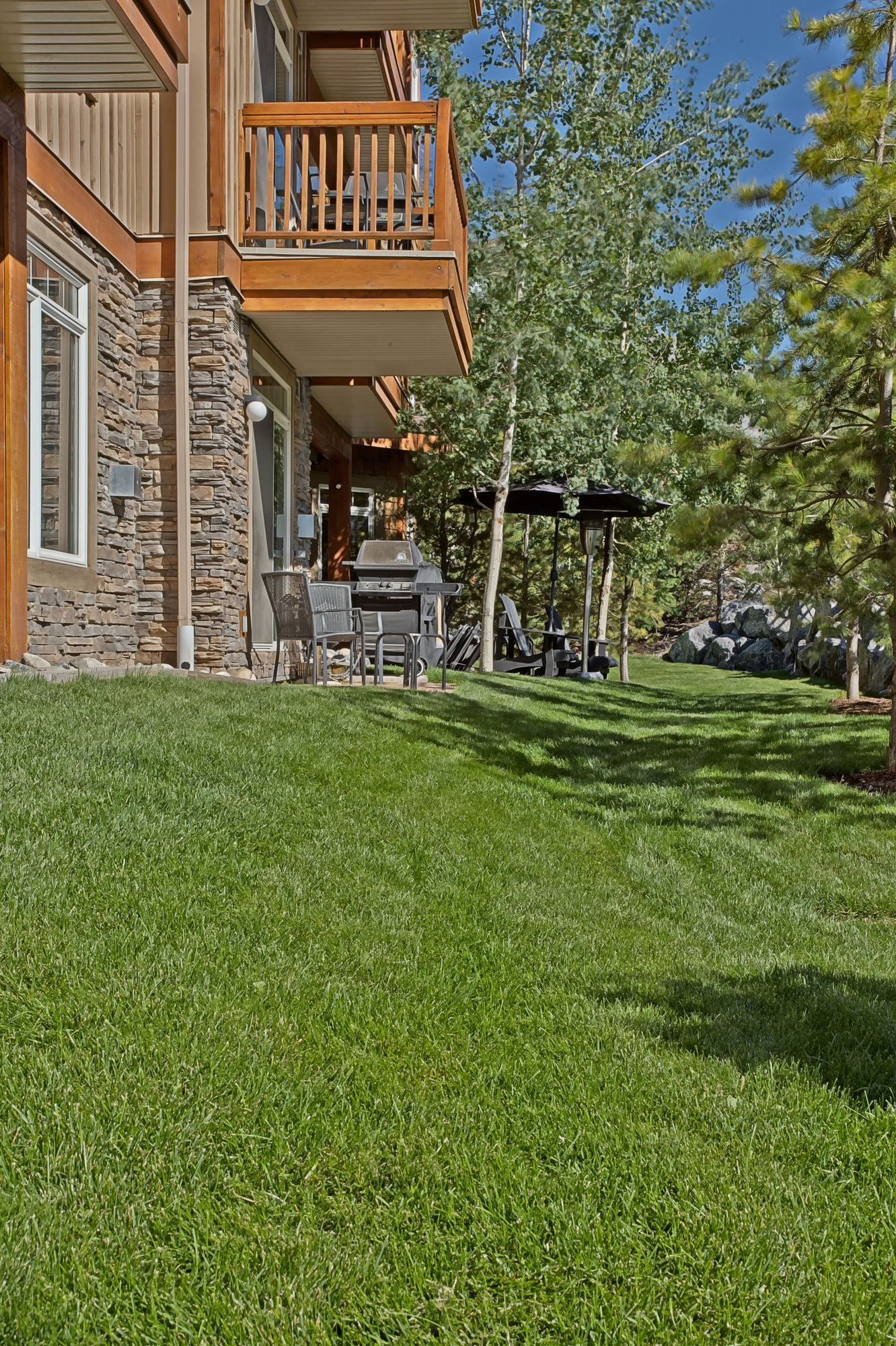 Фото Falcon Crest Lodge