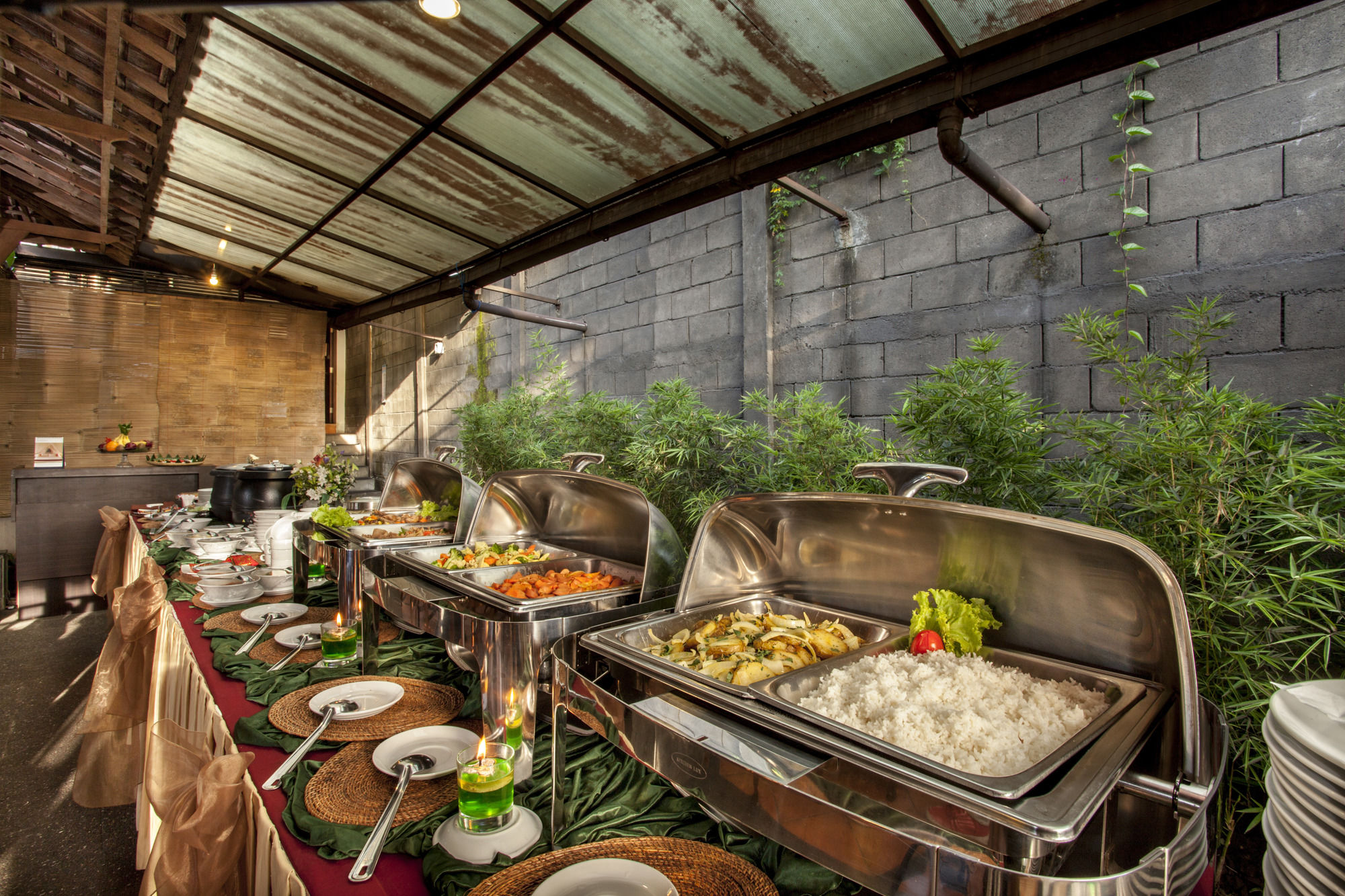 Фото Summer Hills Hotel