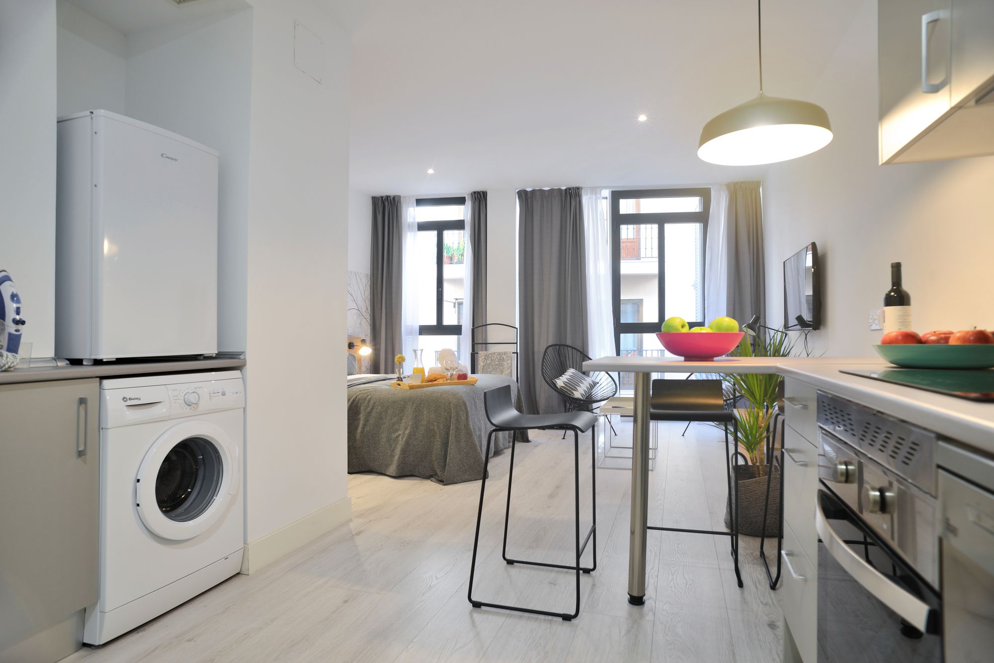 Фото Aspasios Atocha Apartments