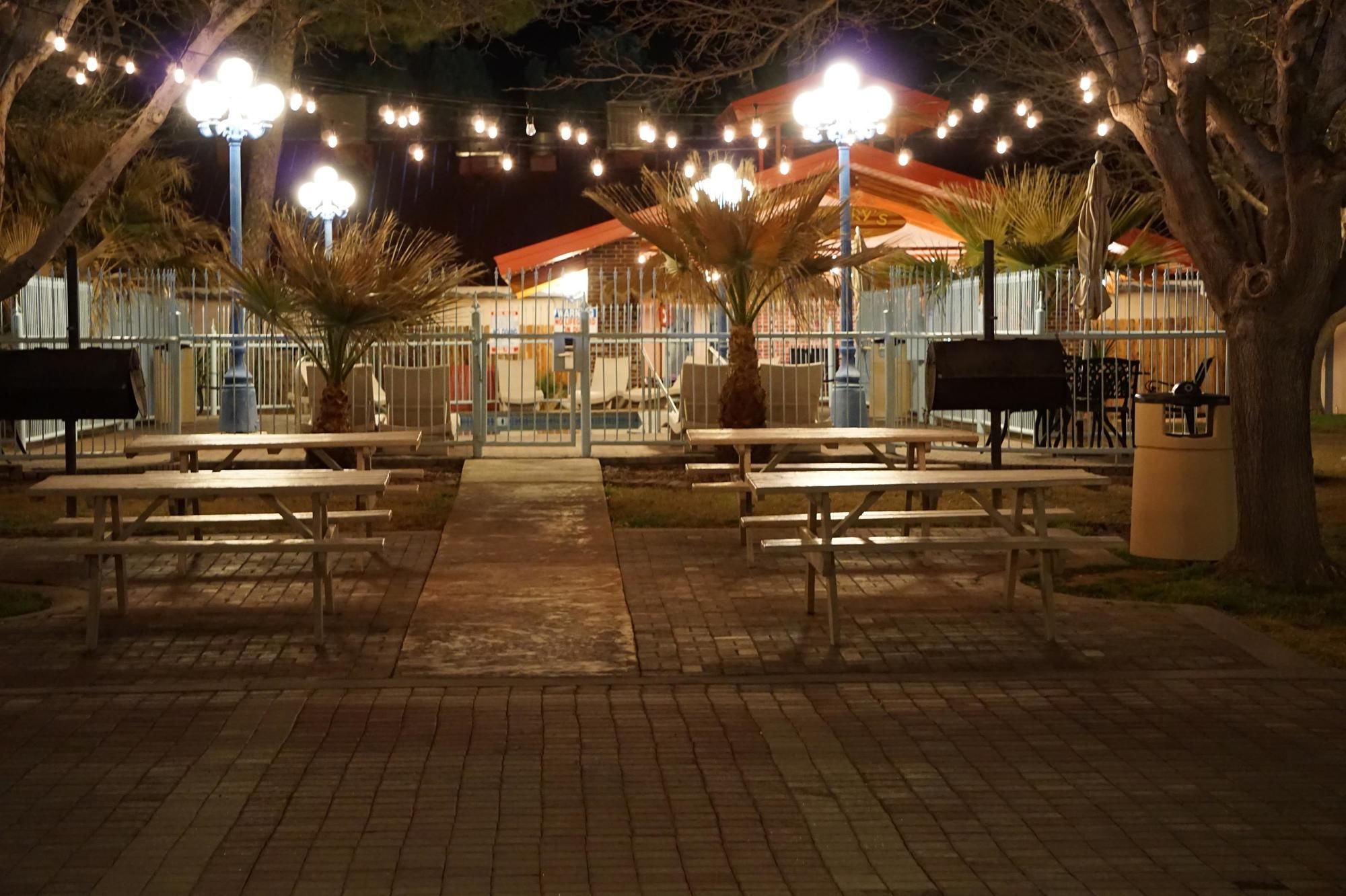 Фото Best Western Swiss Clock Inn