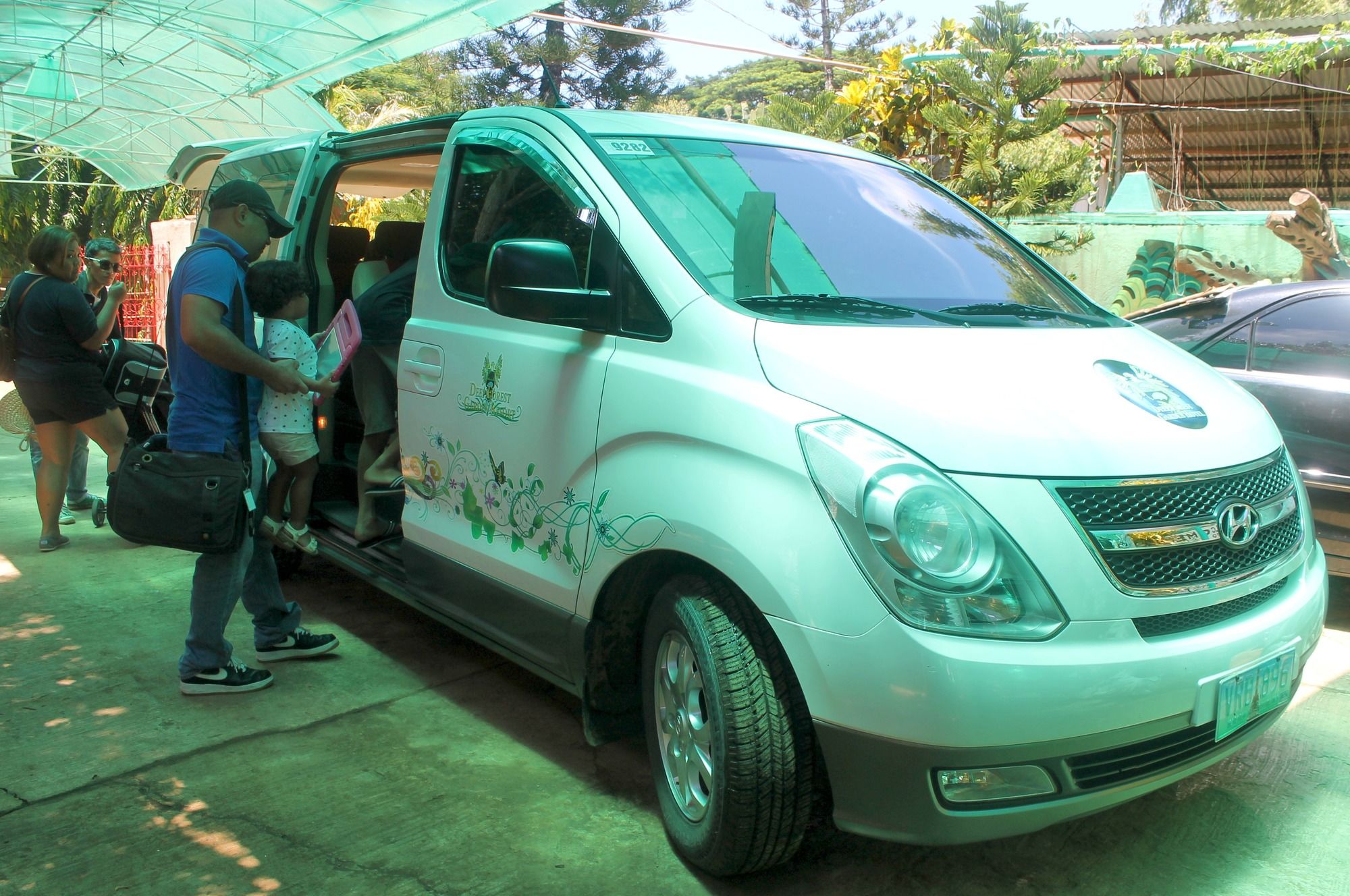 Фото Deep Forest Garden Hotel