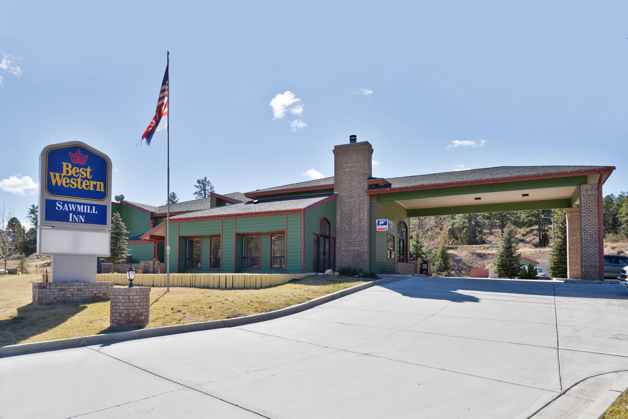 Фото Best Western Sawmill Inn