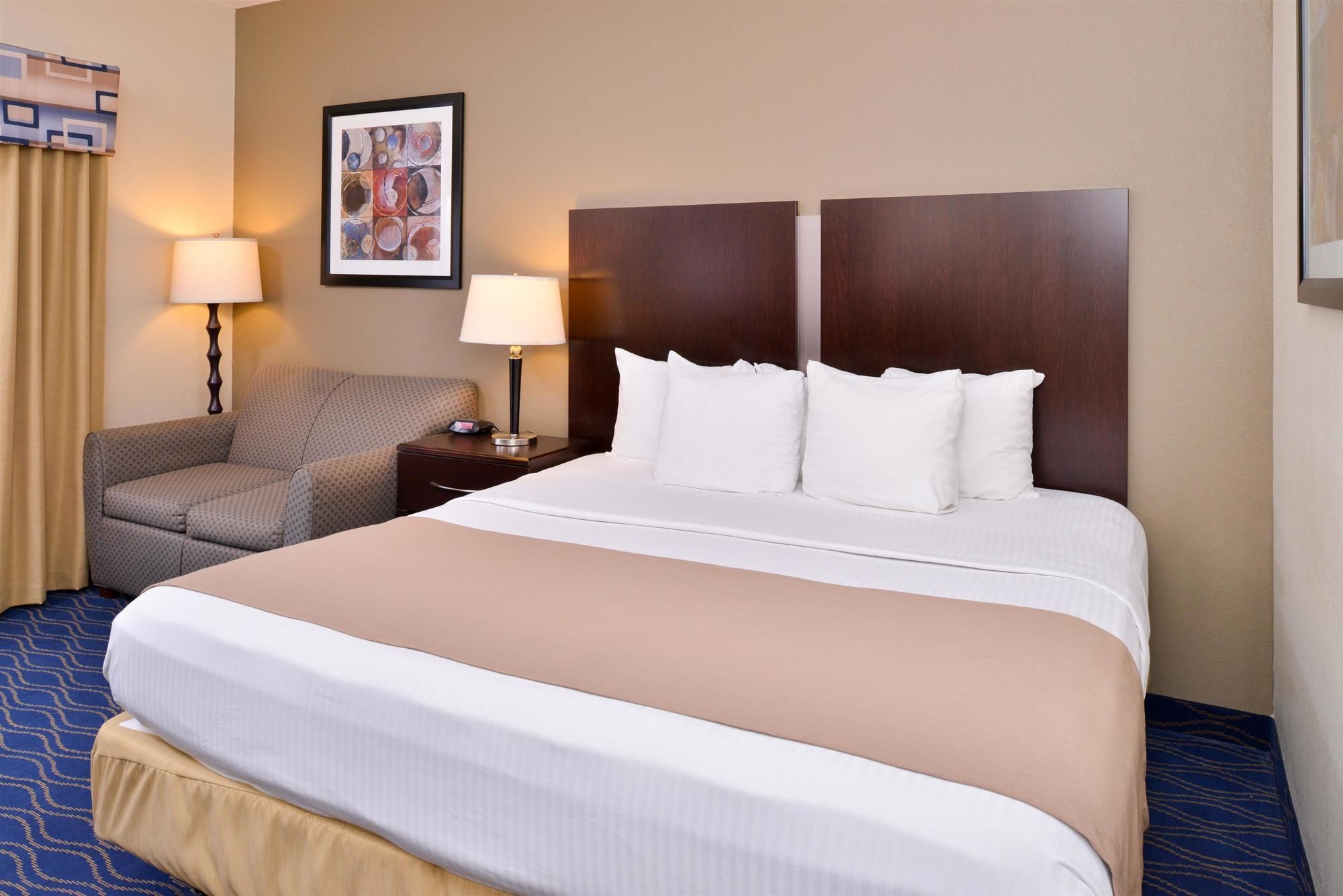 Фото Best Western Troy Inn