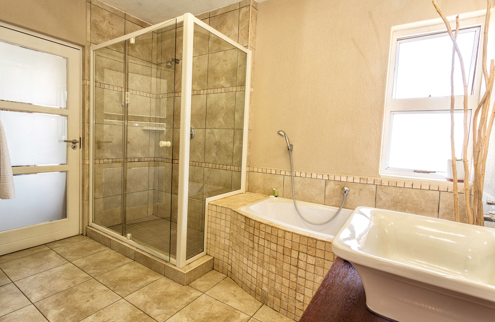 Фото Artemis Hotel Swakopmund