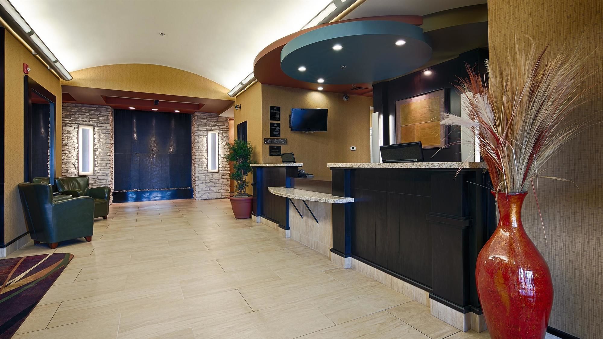 Фото Best Western Plus Sherwood Park