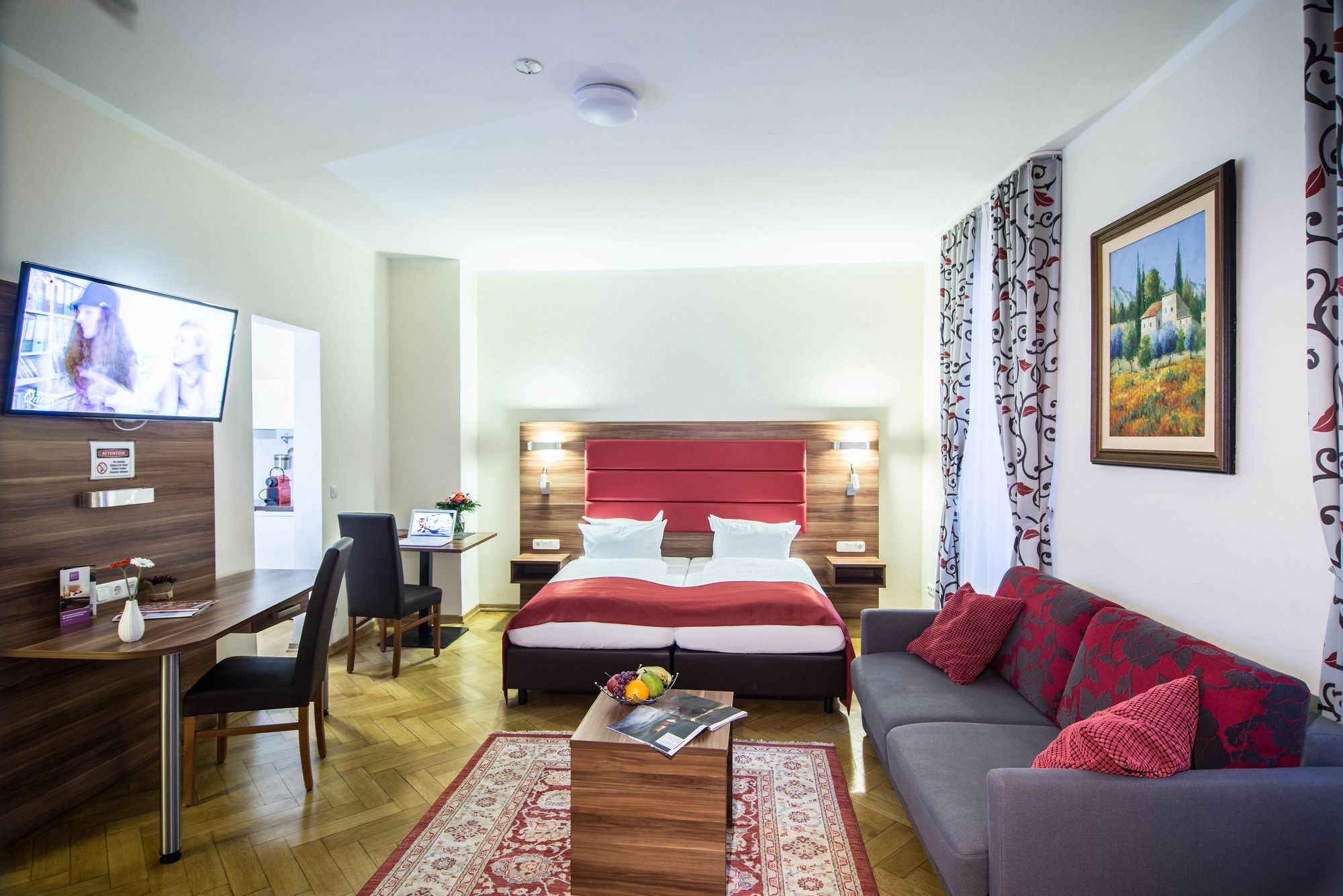 Фото Batu Apart Hotel