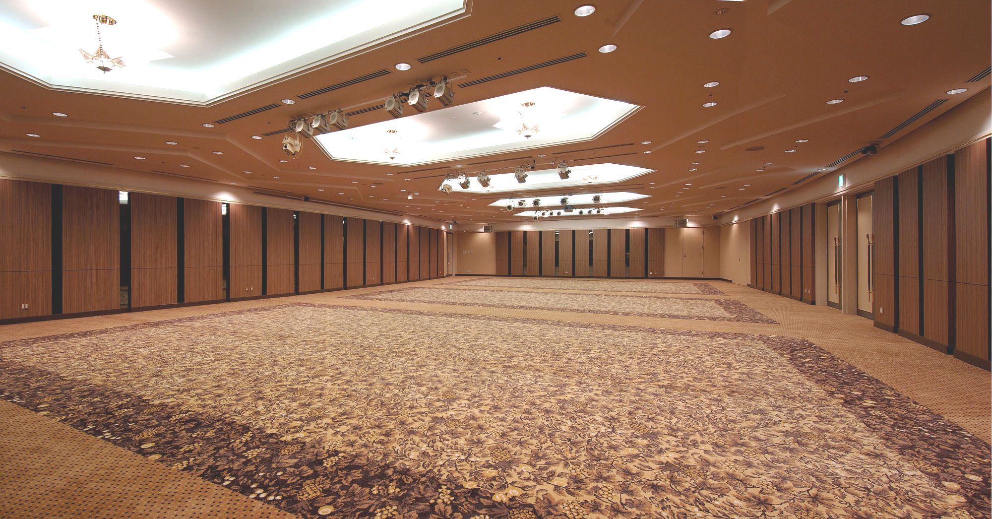 Фото Kagoshima Sun Royal Hotel