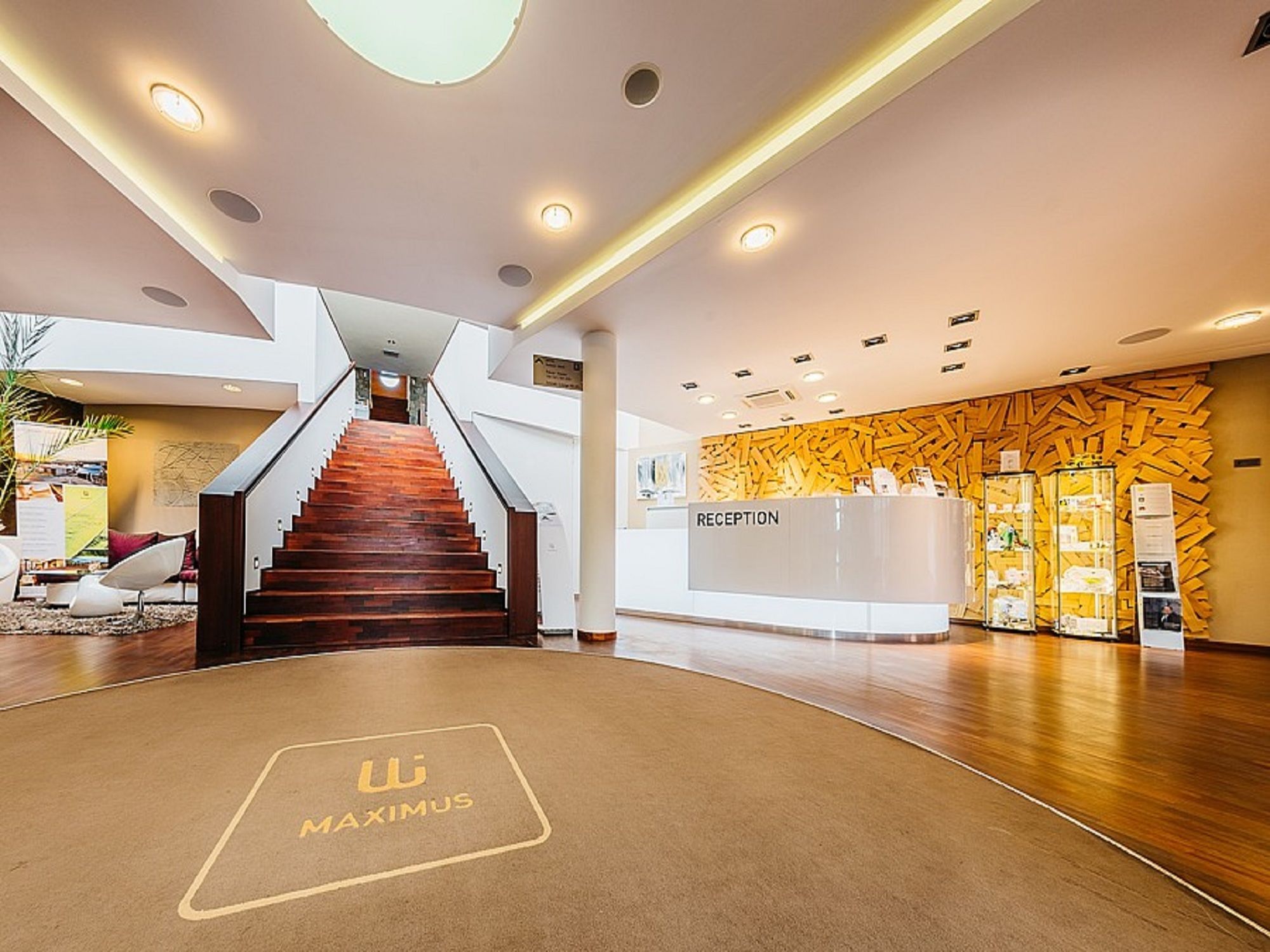 Фото Maximus Resort