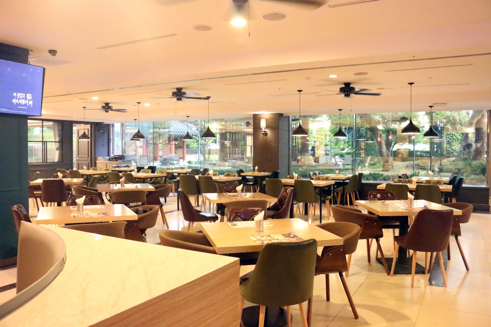 Фото Onyang Hot Spring Hotel