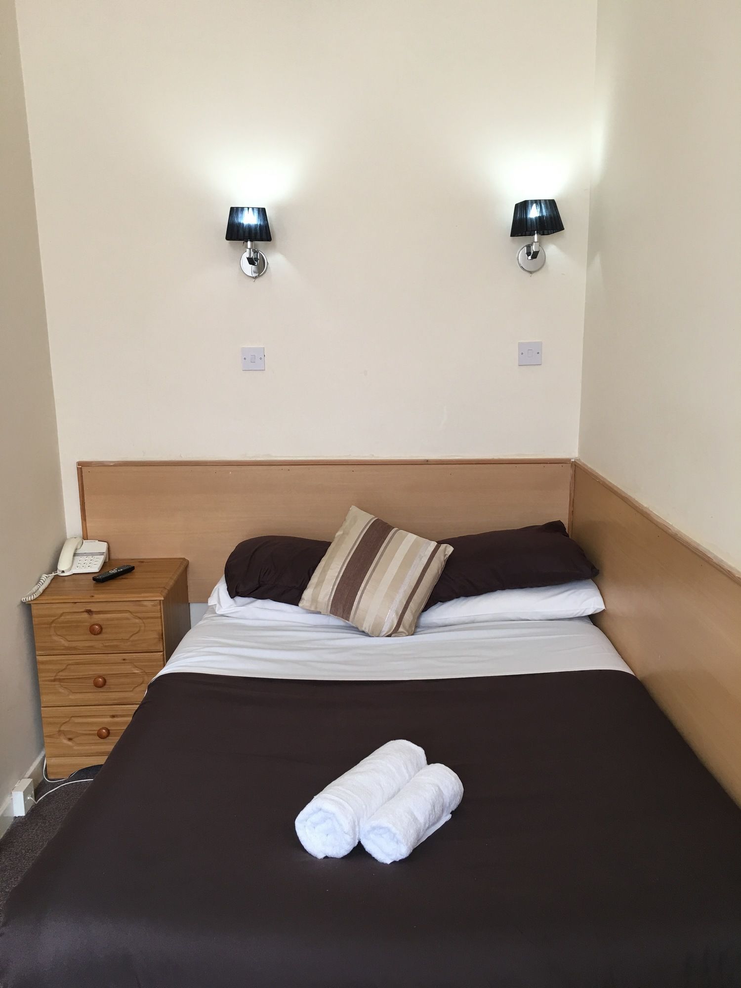 Фото Smiths Hotel