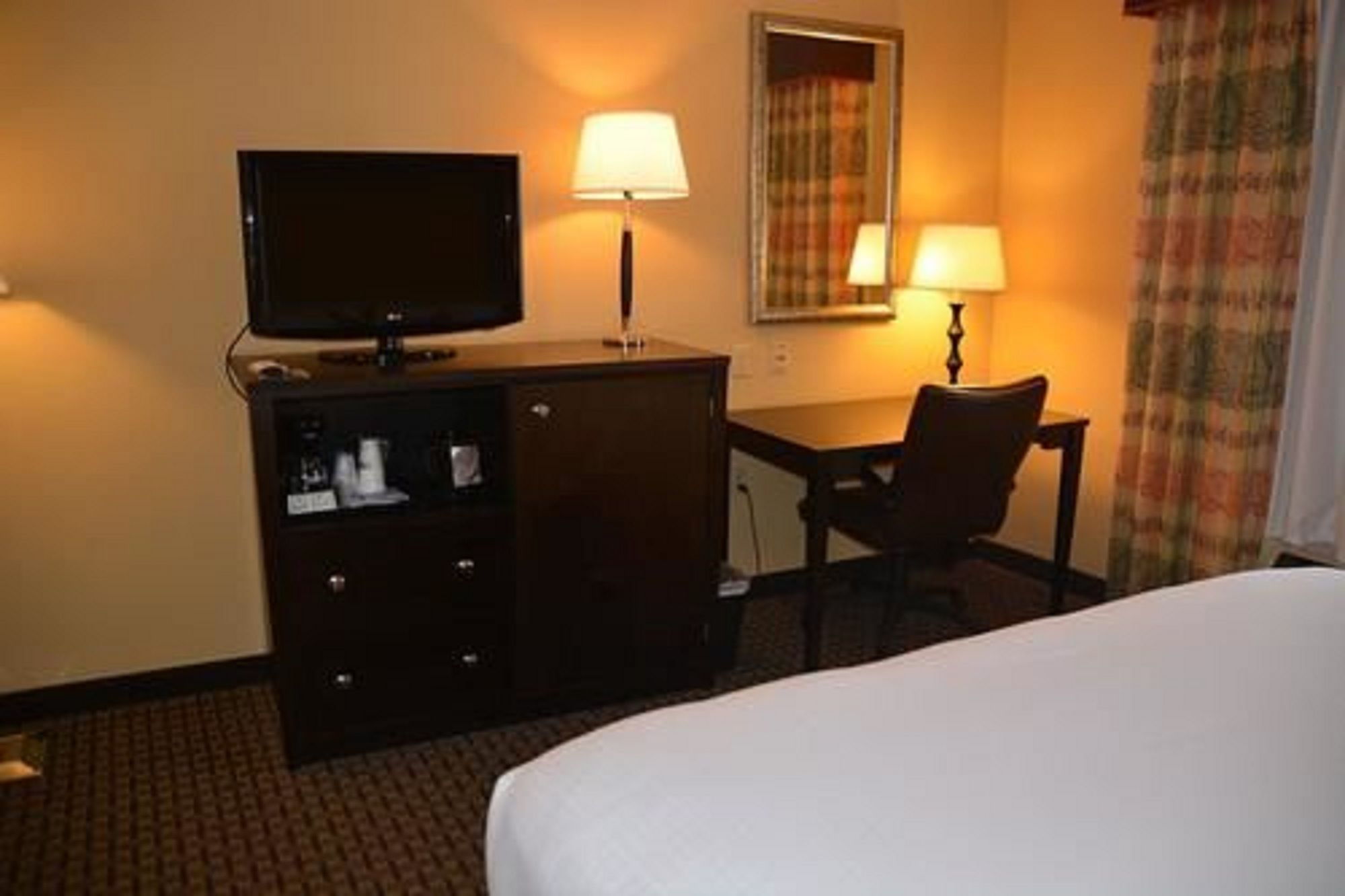 Фото Country Inn & Suites by Radisson, Evansville, In