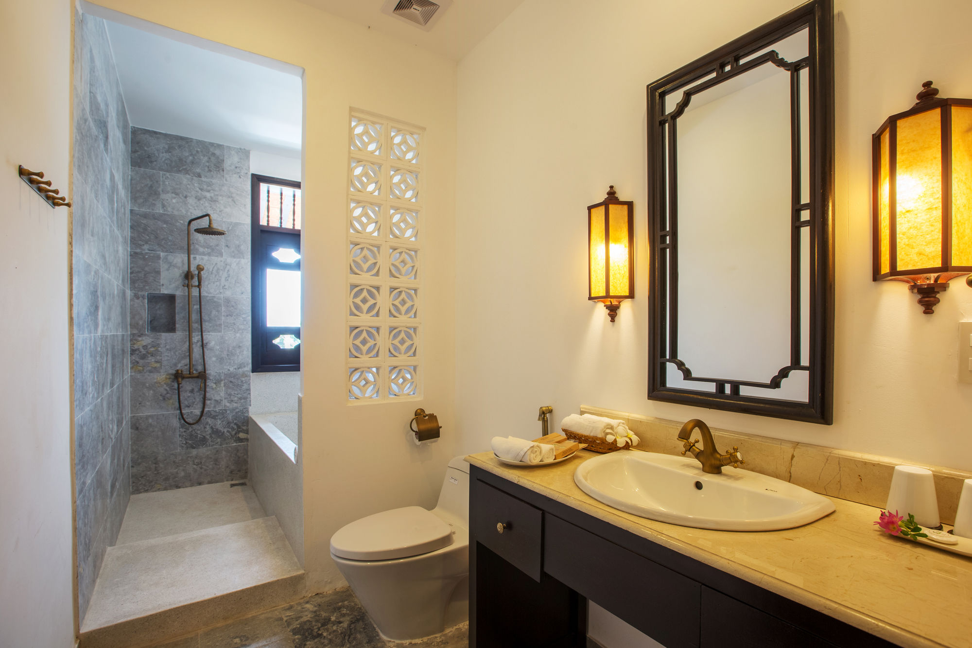 Фото Hoi An Coco River Resort & SPA