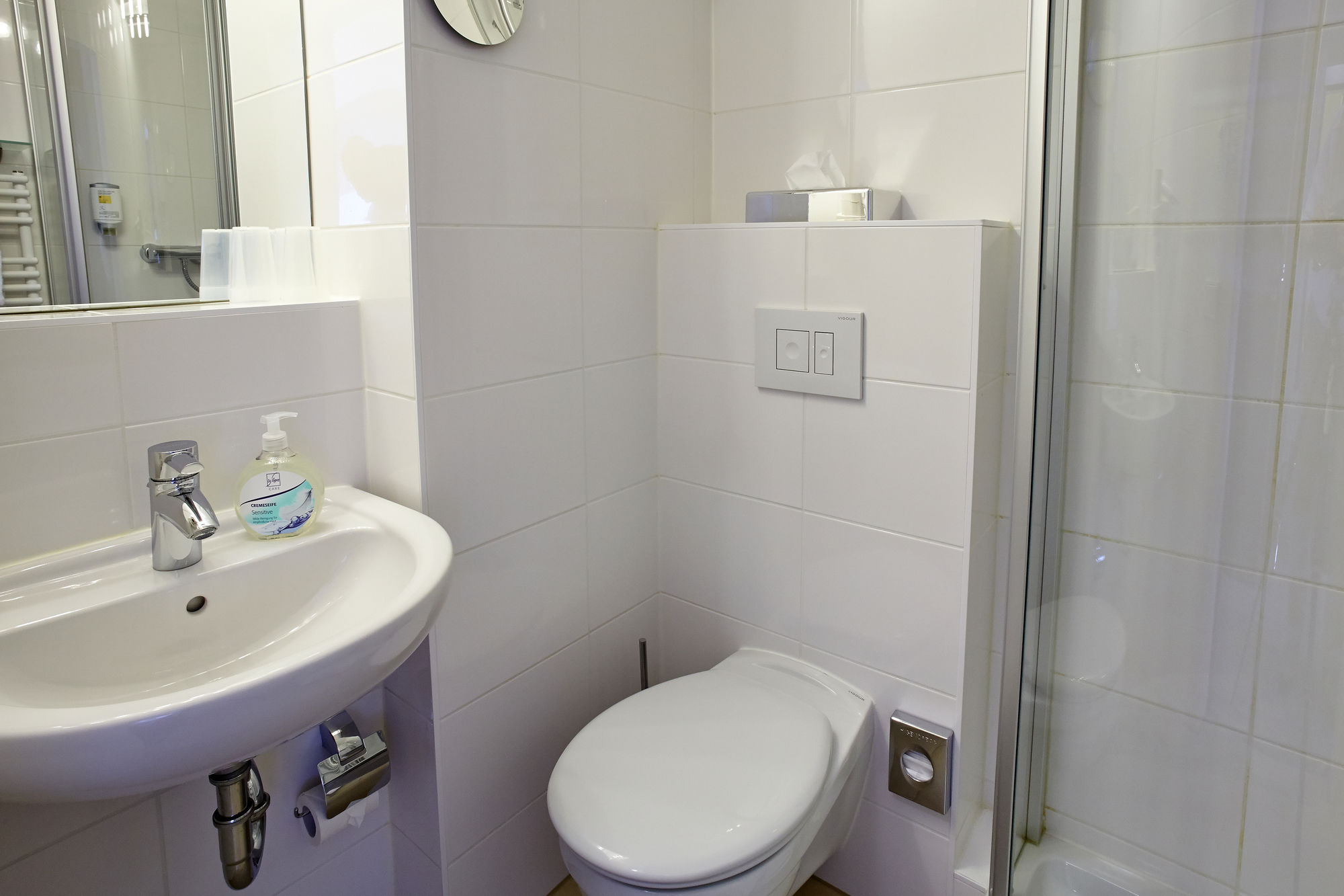 Фото Hotel Demas City