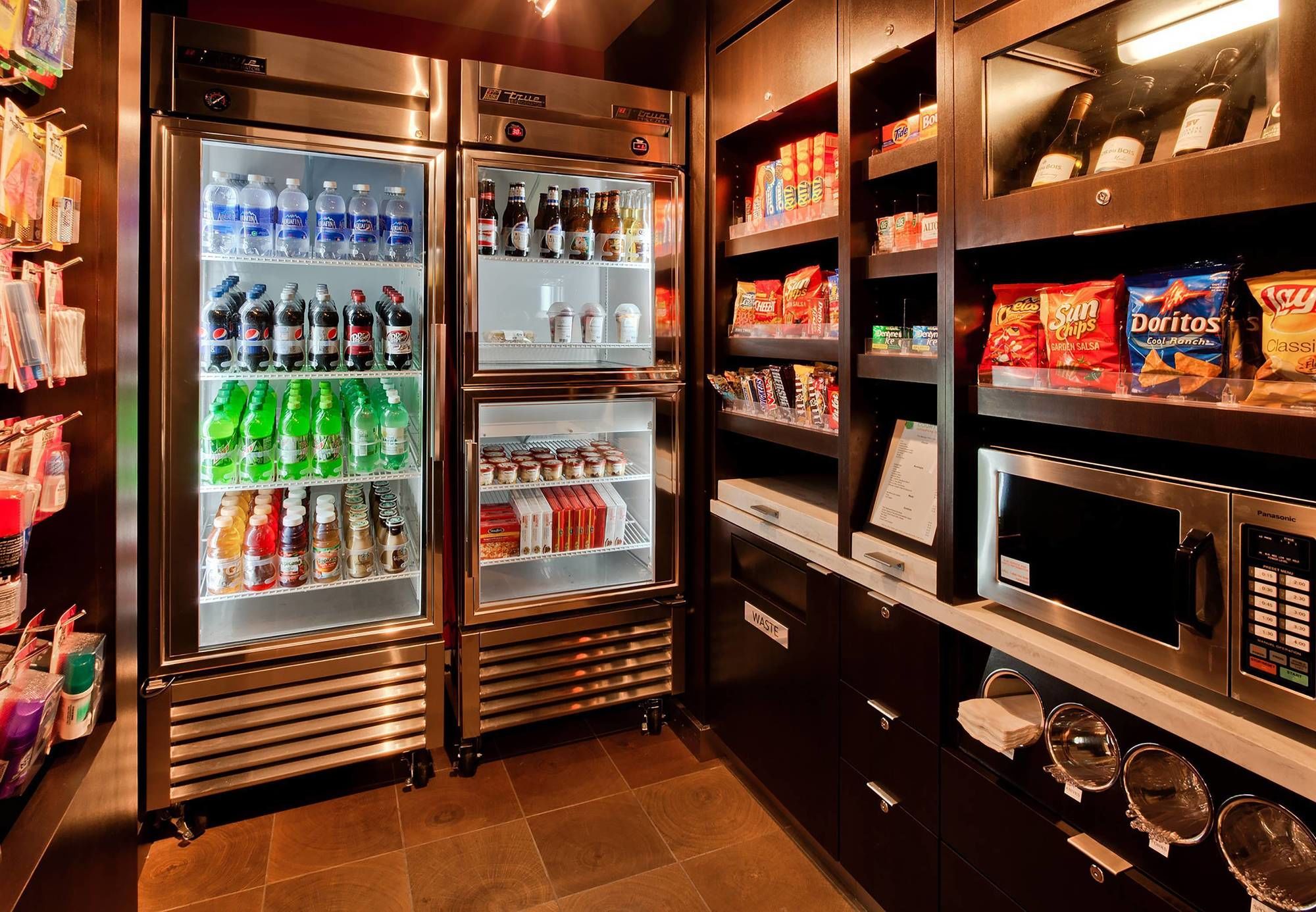 Фото Courtyard by Marriott Tampa Brandon