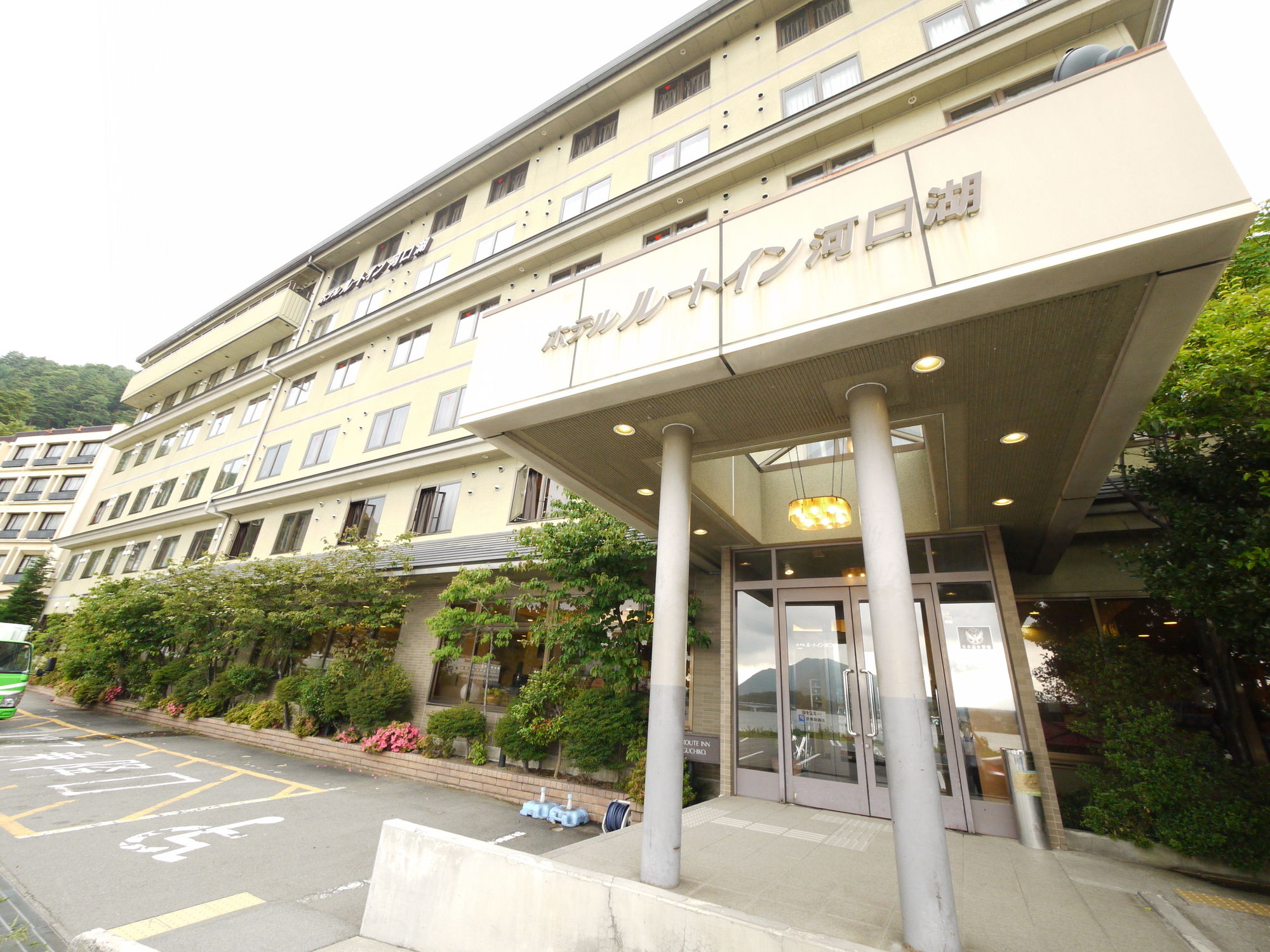 Фото Hotel Route - Inn Kawaguchiko