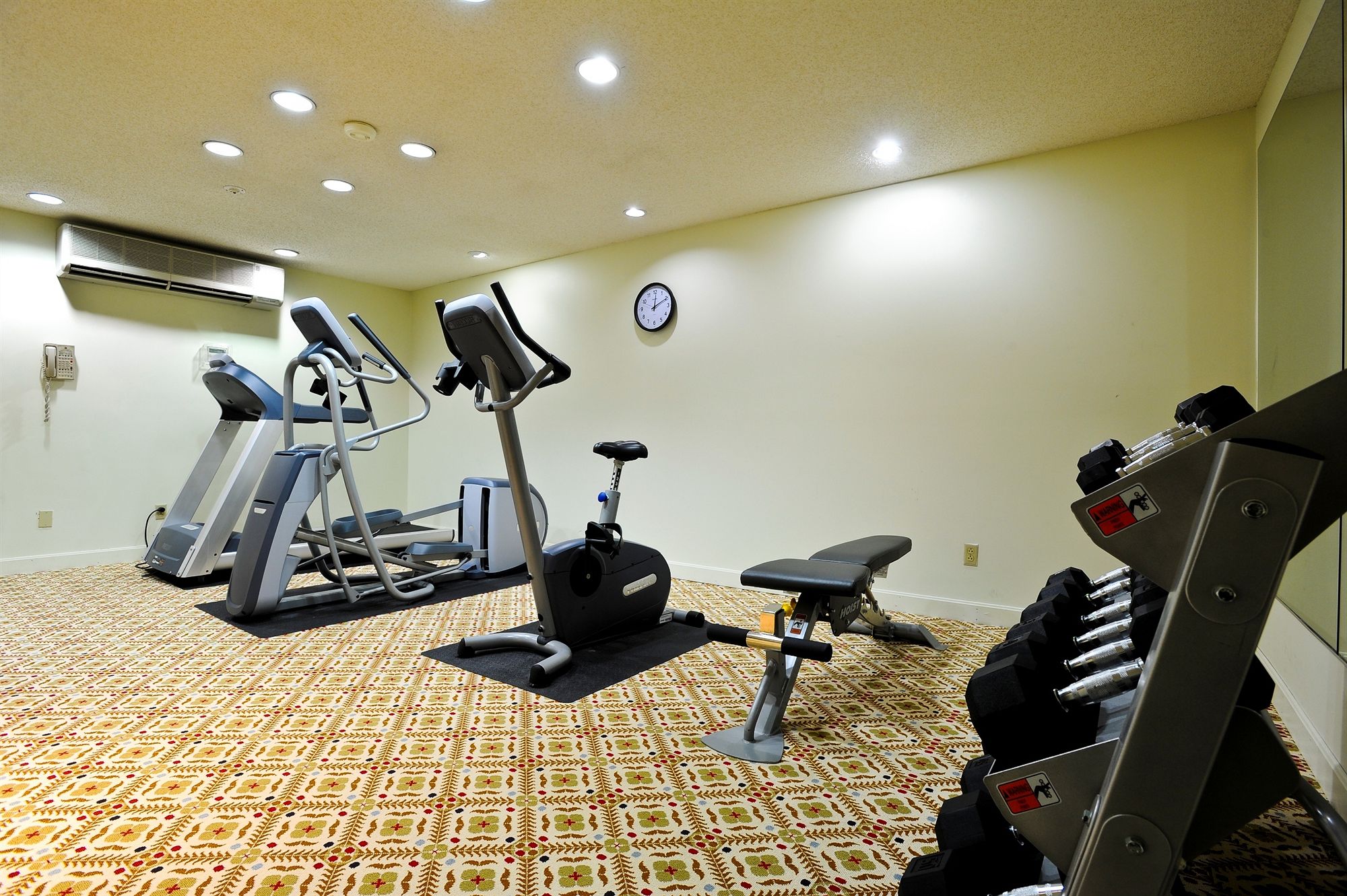 Фото The Farmington Inn & Suites