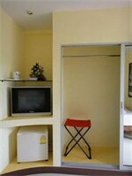 Фото Tharapark View Hotel